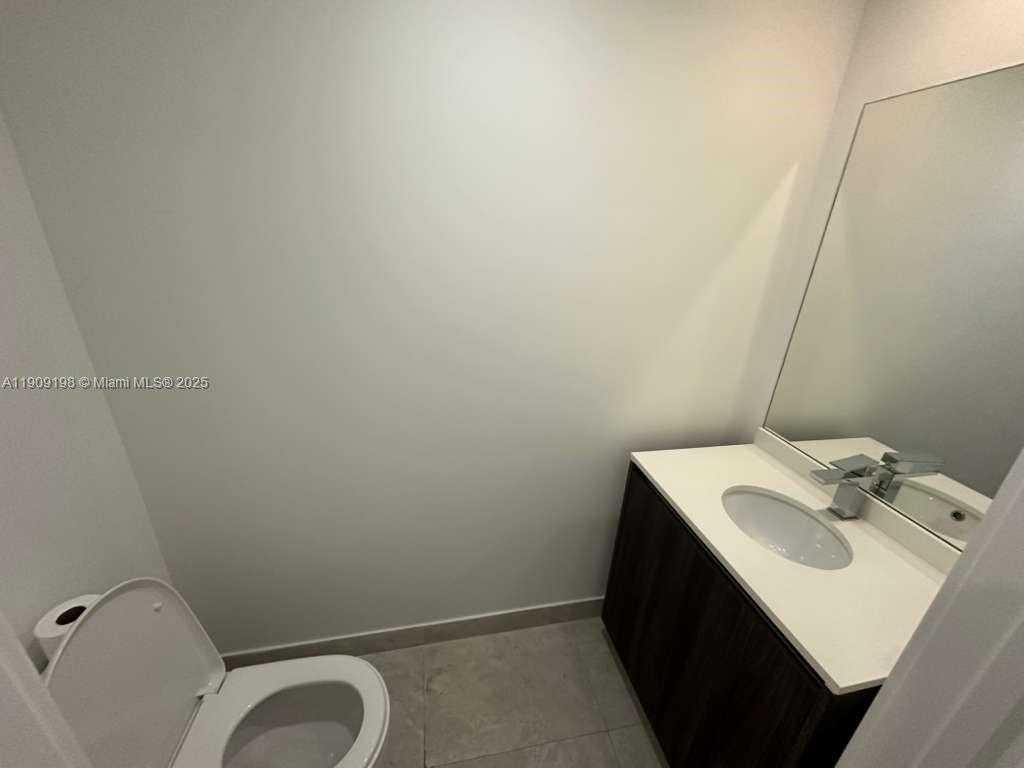 Small Image of 488 NORTH EAST 18TH ST #2004, Miami Number 5