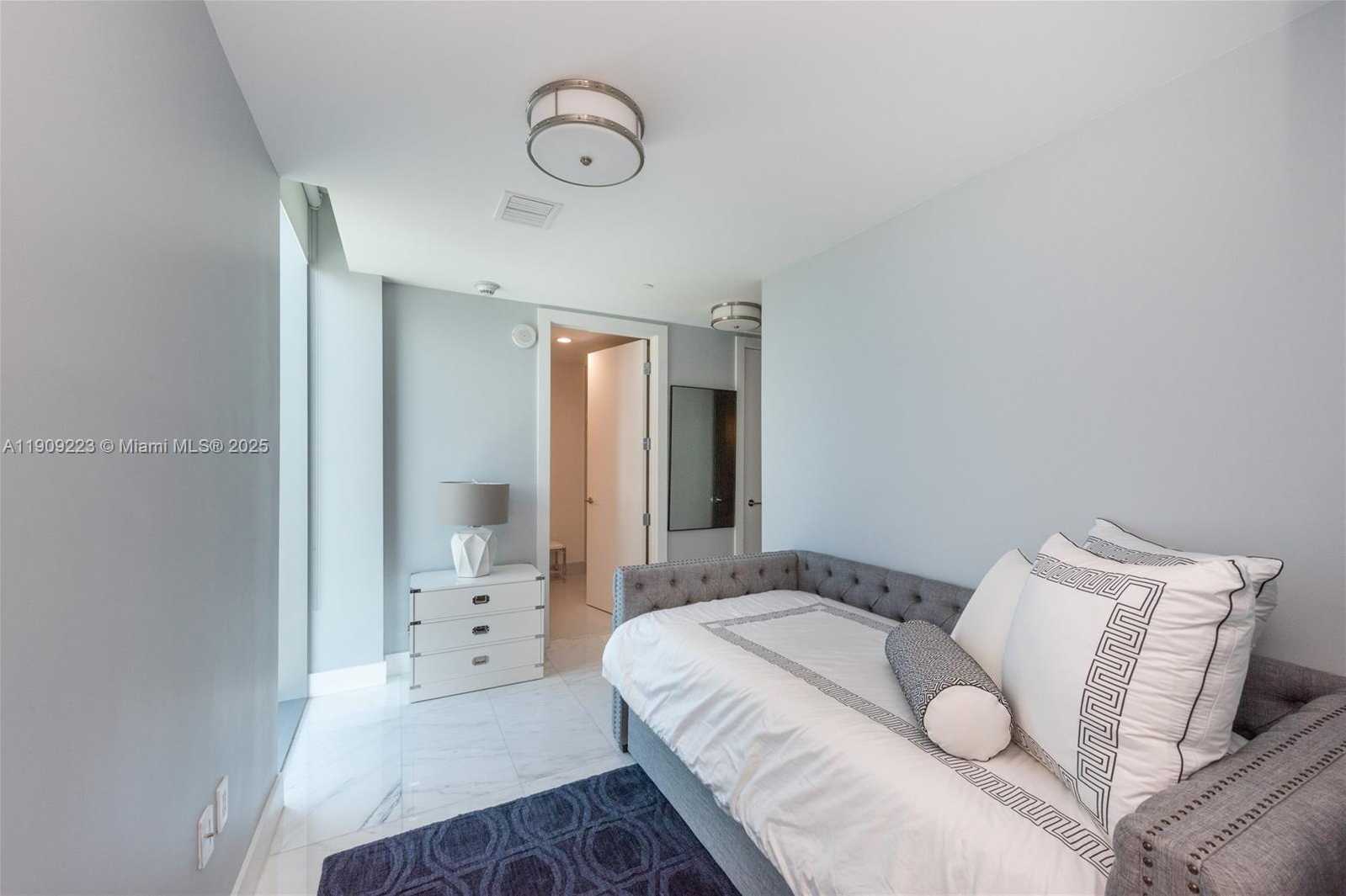 Small Image of 17475 COLLINS AVE #701, Sunny Isles Beach Number 26