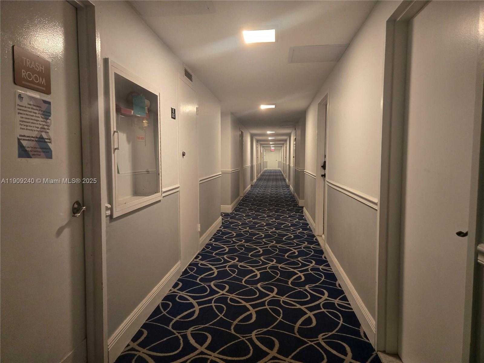 Small Image of 1600 SOUTH OCEAN DR #4I, Hollywood Number 15