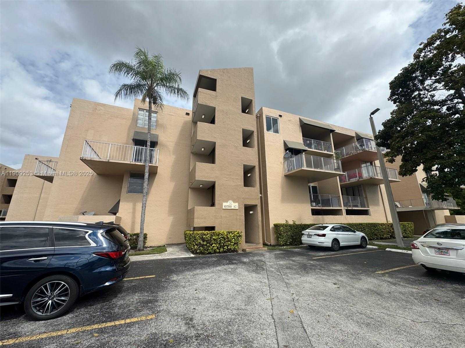 Small Image of 10700 SOUTH WEST 108TH AVE #C113, Miami Number 13