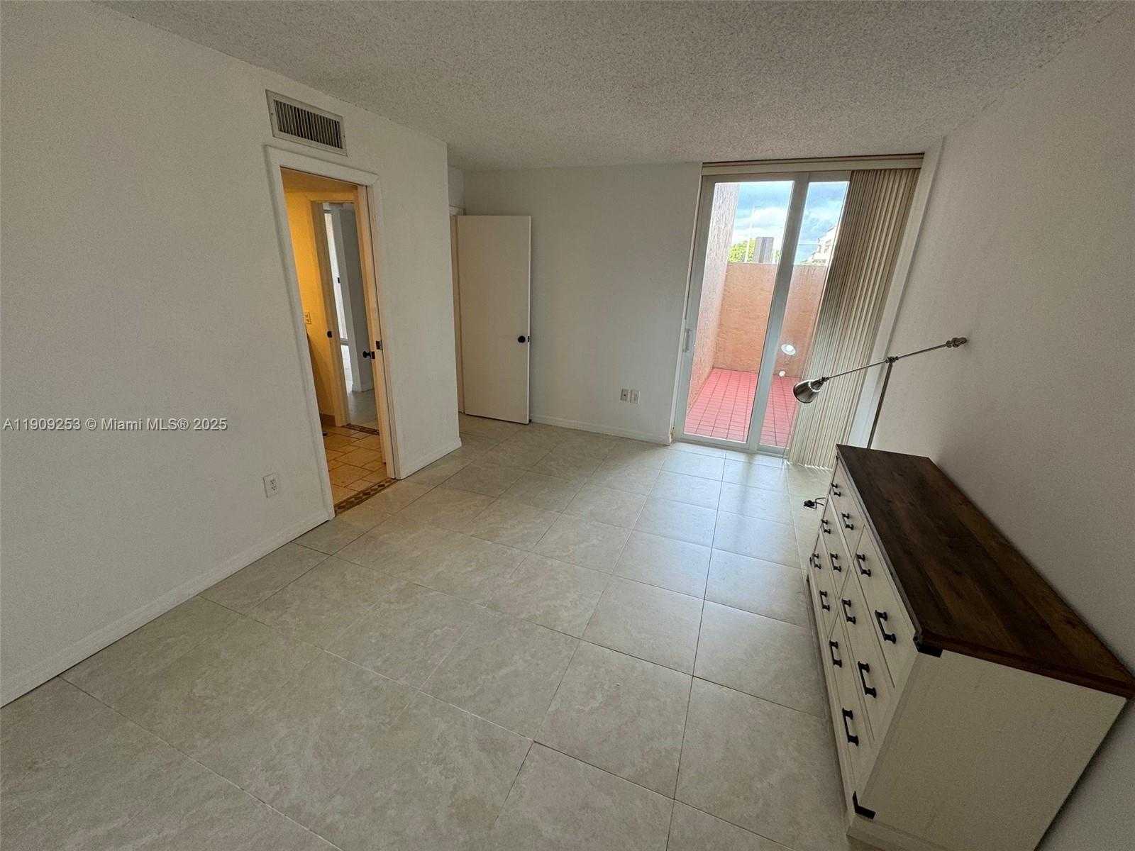 Small Image of 10700 SOUTH WEST 108TH AVE #C113, Miami Number 18