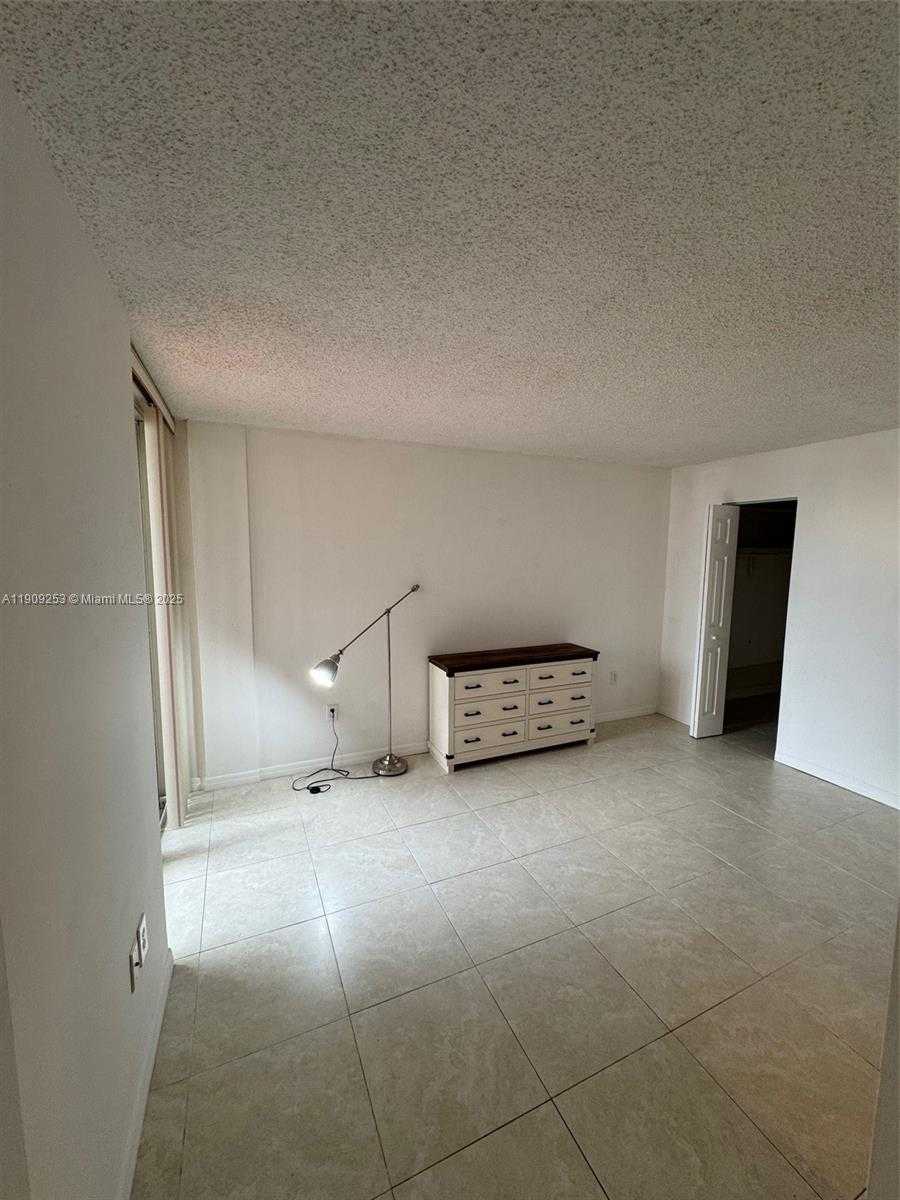 Small Image of 10700 SOUTH WEST 108TH AVE #C113, Miami Number 19