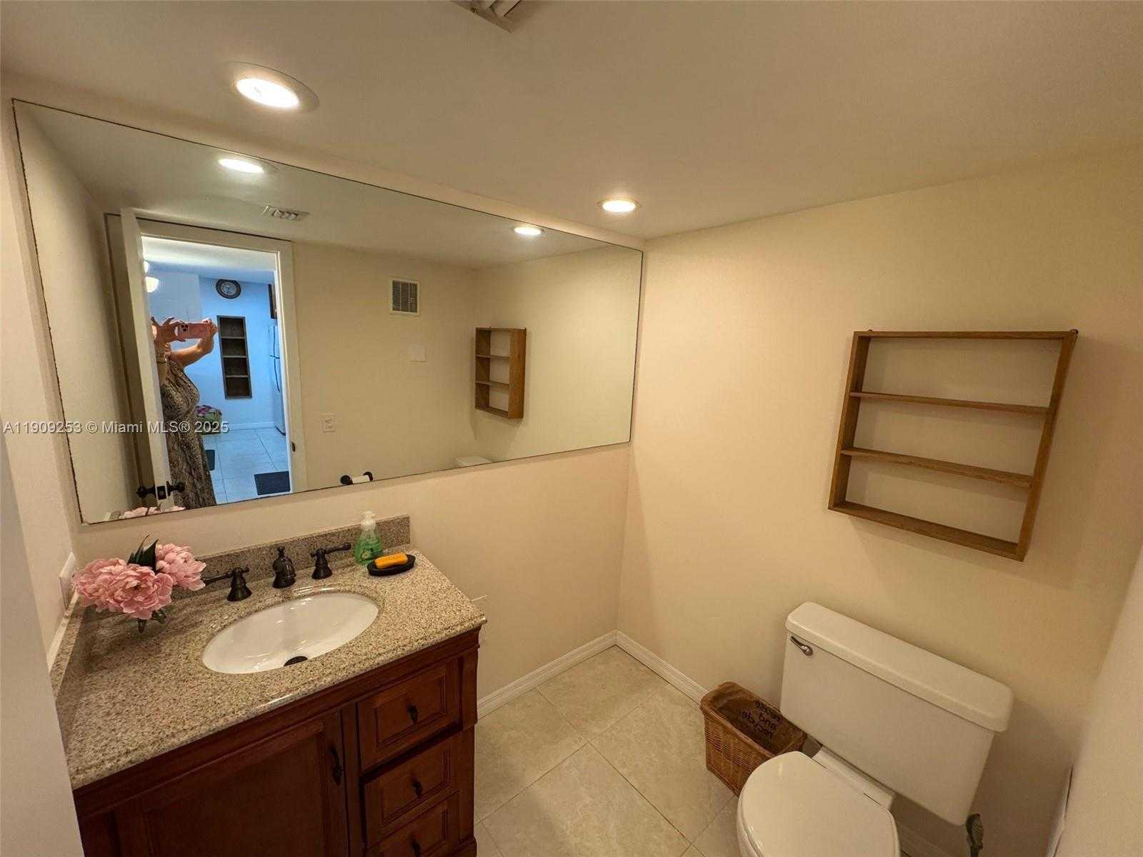 Small Image of 10700 SOUTH WEST 108TH AVE #C113, Miami Number 24