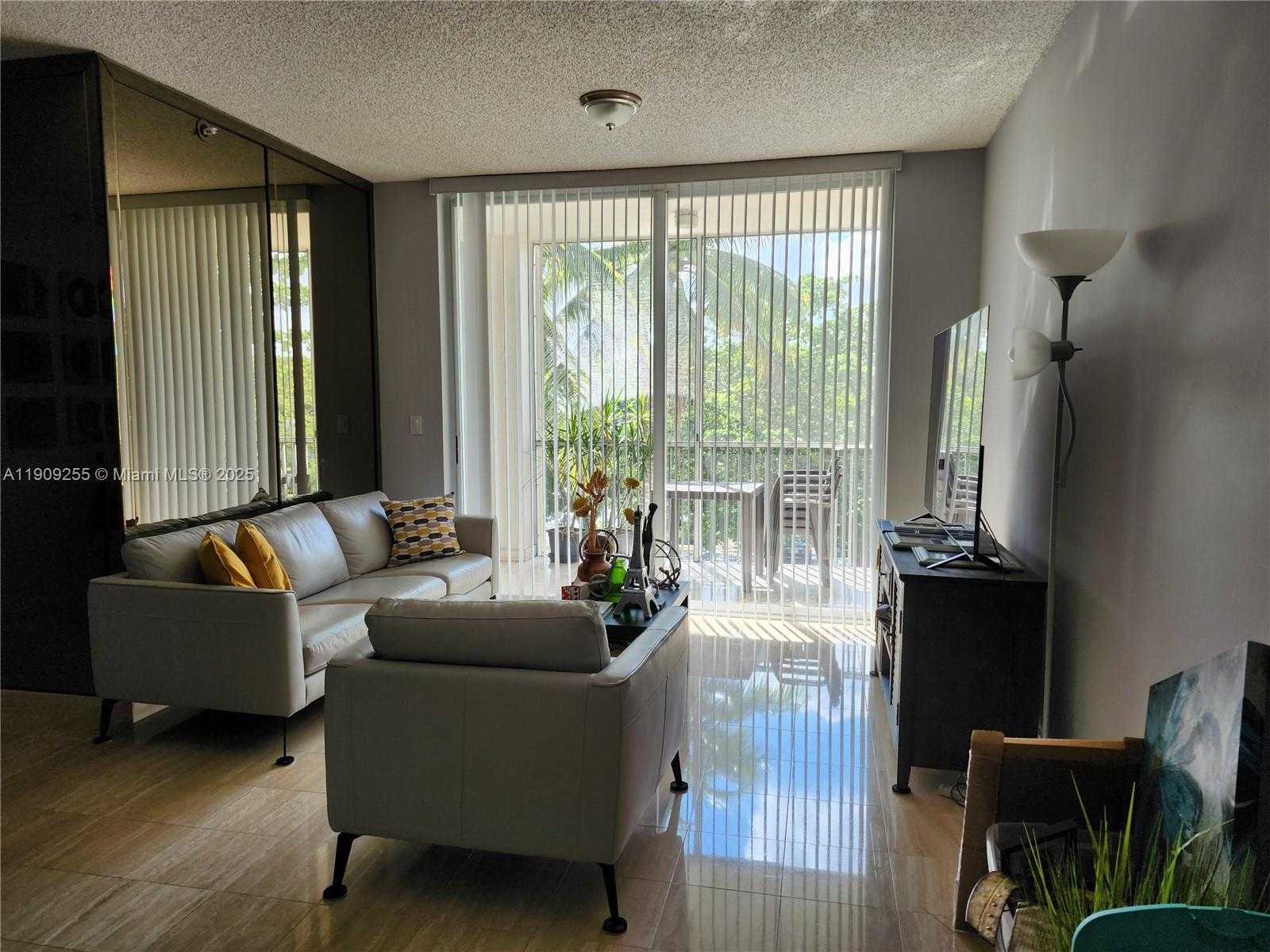 Small Image of 9805 NORTH WEST 52ND ST #312, Doral Number 5