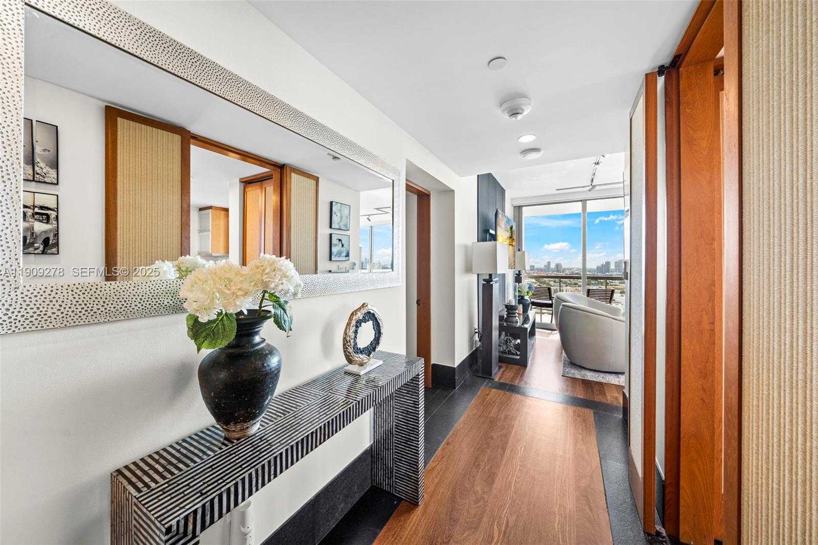 Small Image of 101 20TH ST #3202, Miami Beach Number 4