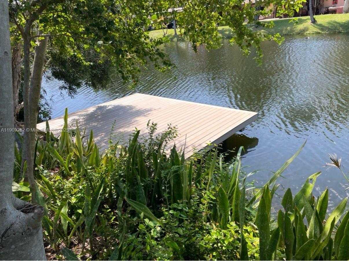 Small Image of 12330 GRIFFING BLVD, North Miami Number 2