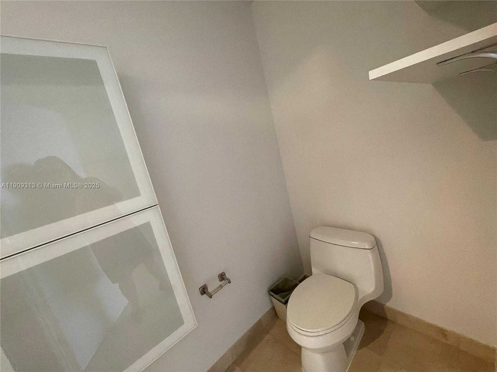 Small Image of 1060 BRICKELL AVE #3905, Miami Number 11