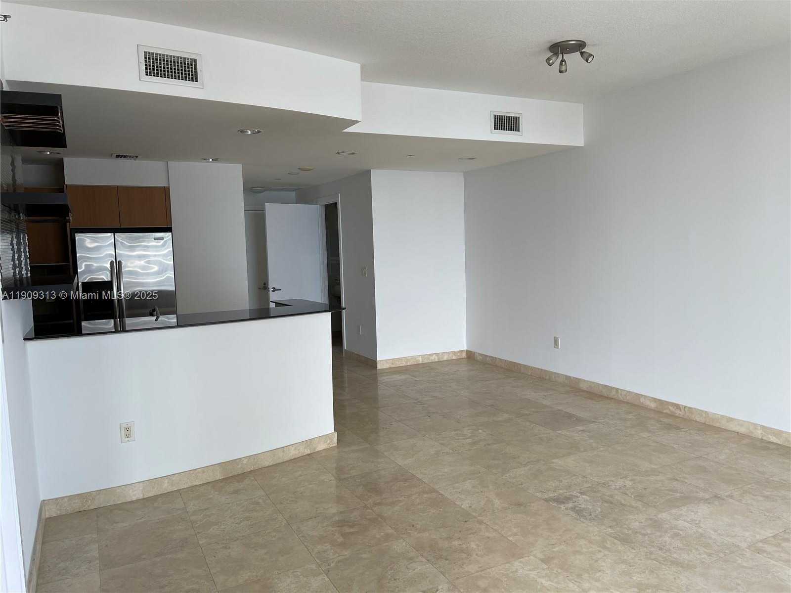 Small Image of 1060 BRICKELL AVE #3905, Miami Number 22