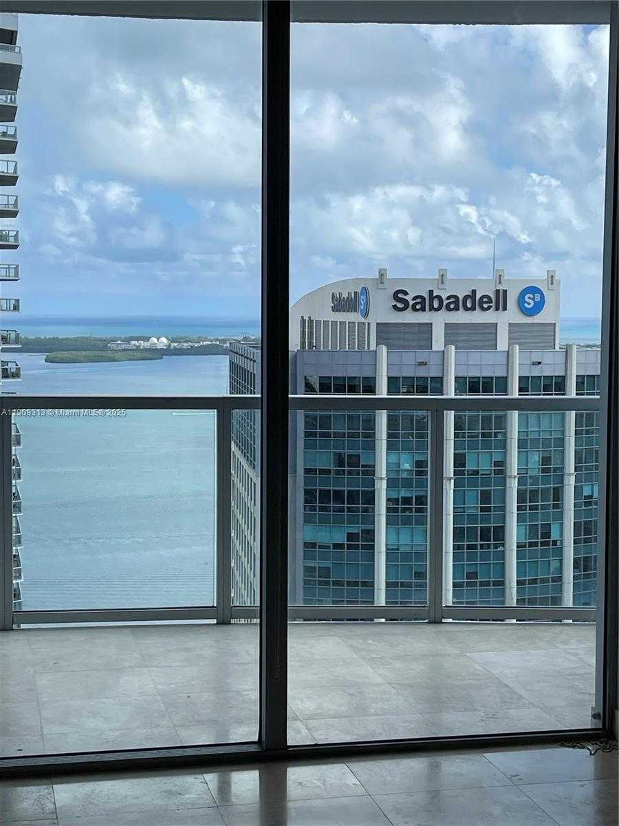 Small Image of 1060 BRICKELL AVE #3905, Miami Number 5