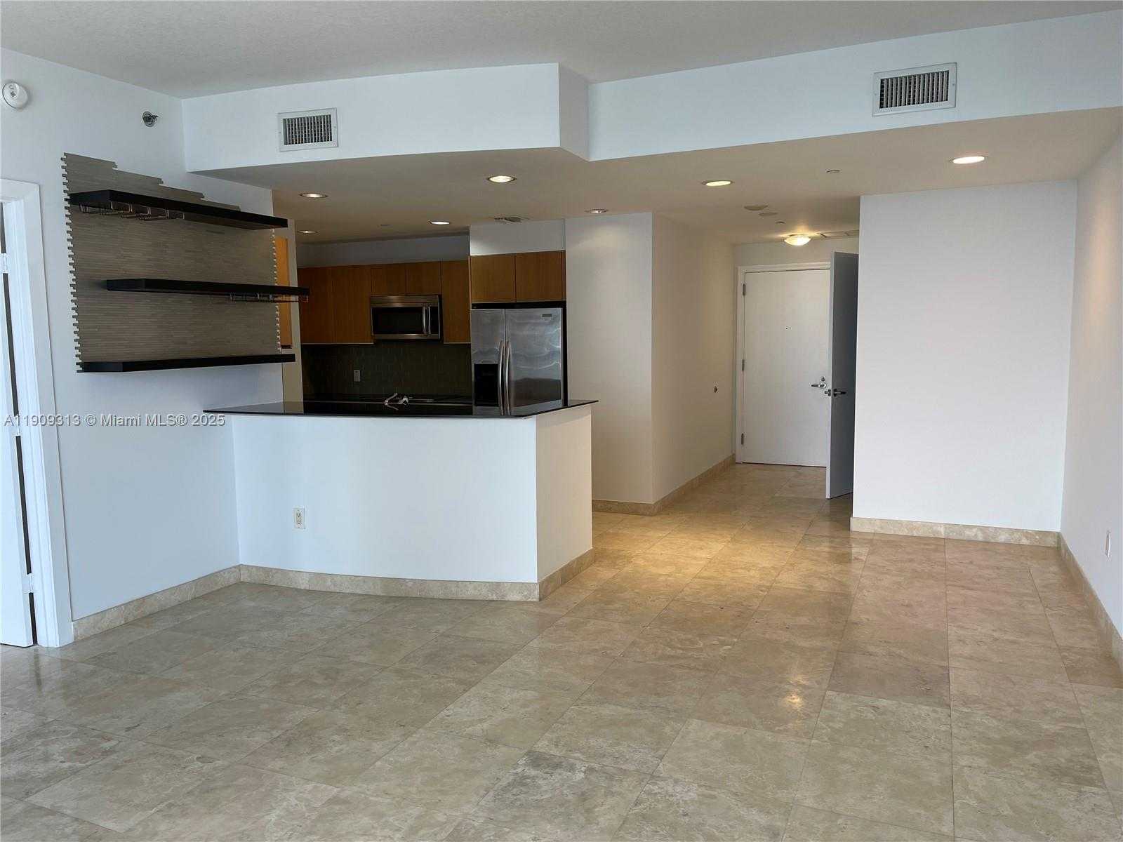 Small Image of 1060 BRICKELL AVE #3905, Miami Number 7