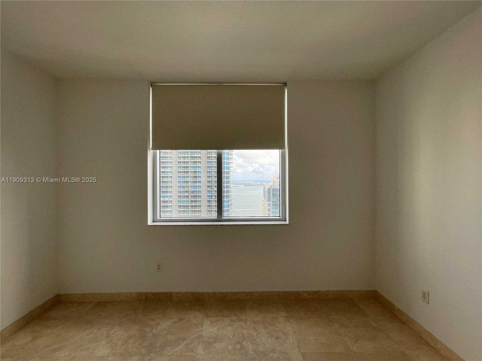 Small Image of 1060 BRICKELL AVE #3905, Miami Number 9