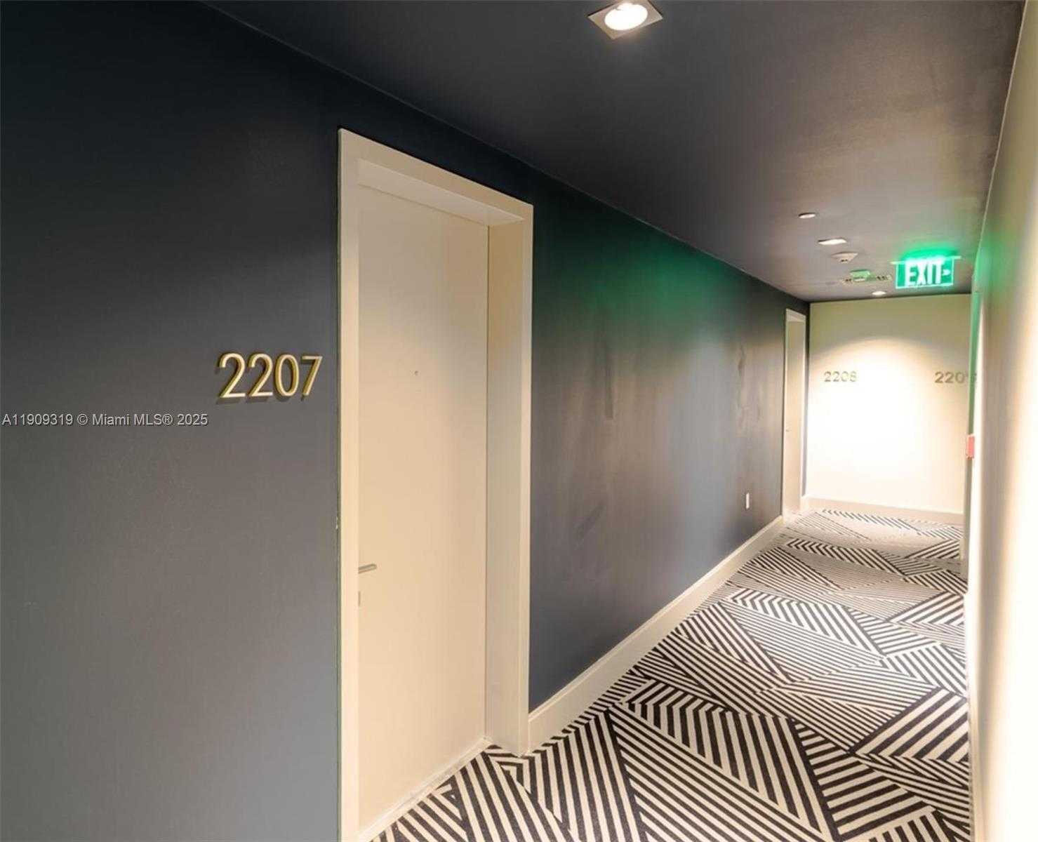 Small Image of 45 SOUTH WEST 9TH ST #2207, Miami Number 2