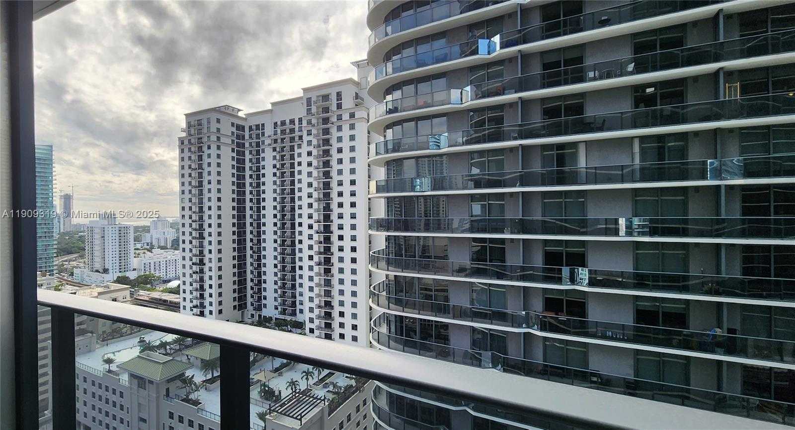 Small Image of 45 SOUTH WEST 9TH ST #2207, Miami Number 7