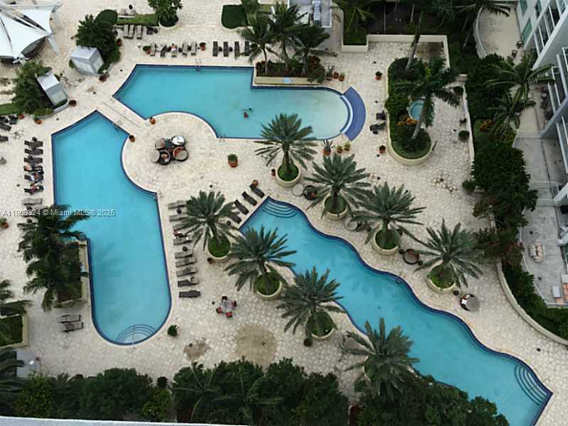 Small Image of Miami Number 23