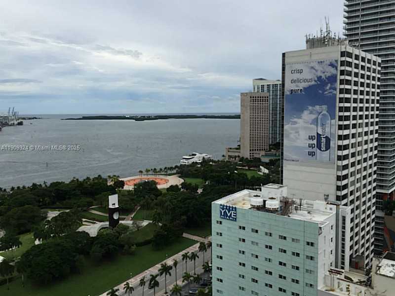 Small Image of Miami Number 27