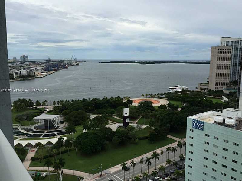 Small Image of Miami Number 28