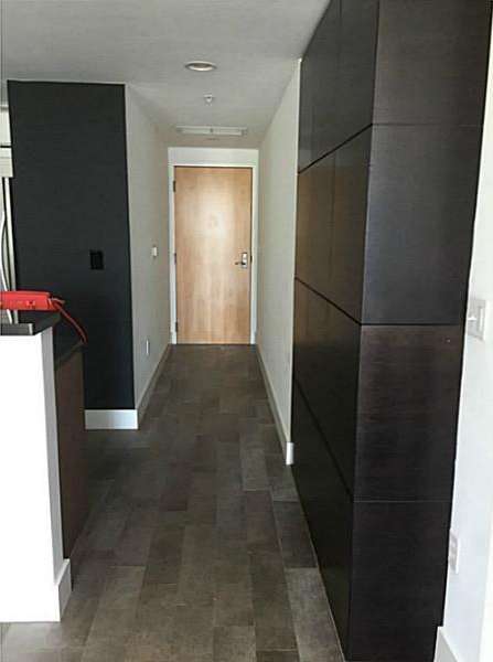 Small Image of Miami Number 32