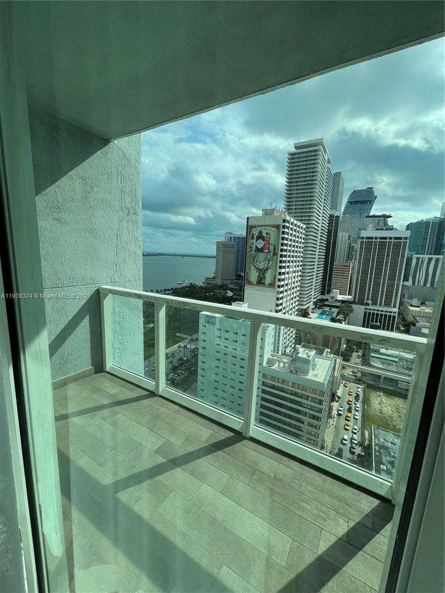 Small Image of Miami Number 43