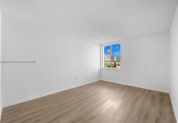 Small Image of 250 180TH DR #505, Sunny Isles Beach Number 12