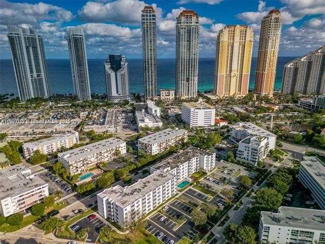 Small Image of 250 180TH DR #505, Sunny Isles Beach Number 2