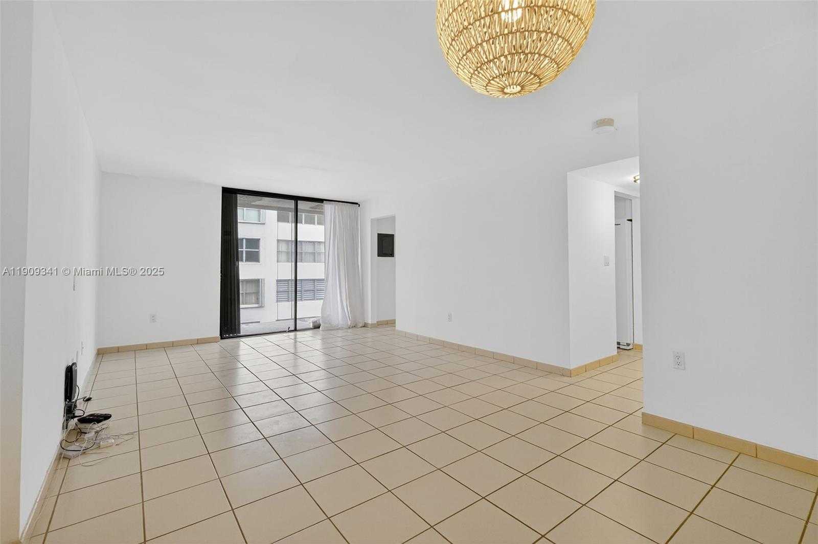 Small Image of 6061 COLLINS AVE #7B, Miami Beach Number 16