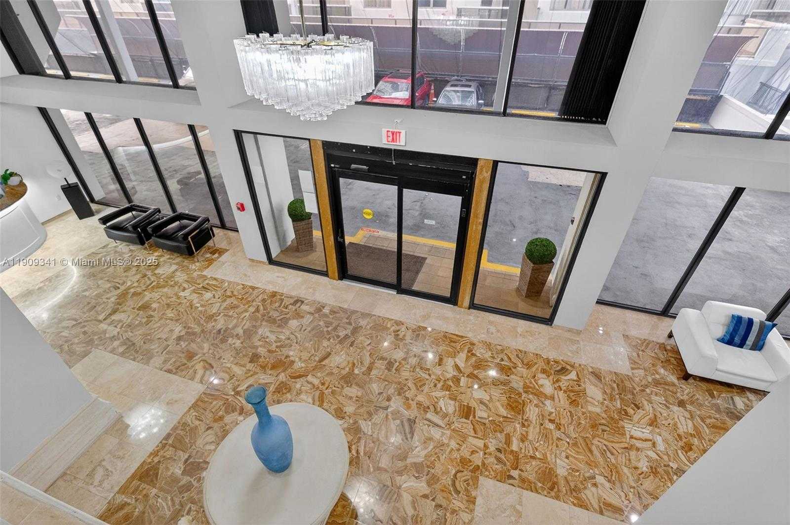 Small Image of 6061 COLLINS AVE #7B, Miami Beach Number 9