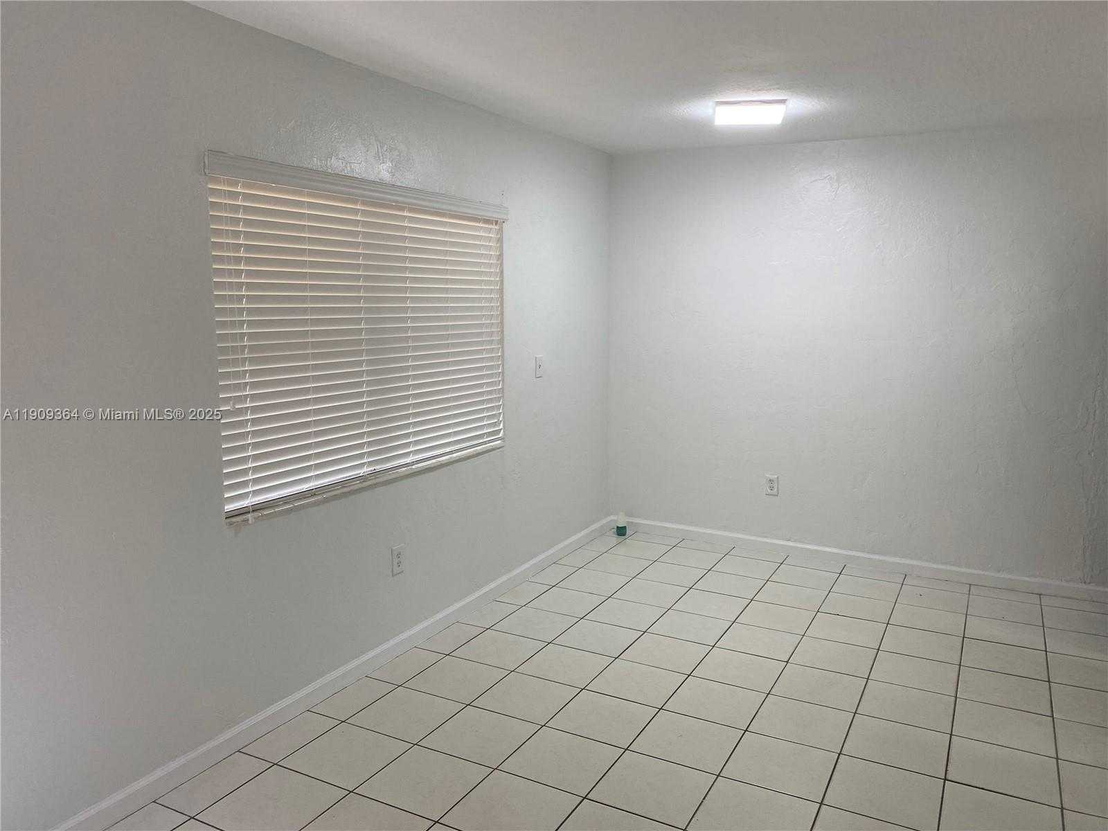 Small Image of 1280 WEST 54TH ST #219B, Hialeah Number 10