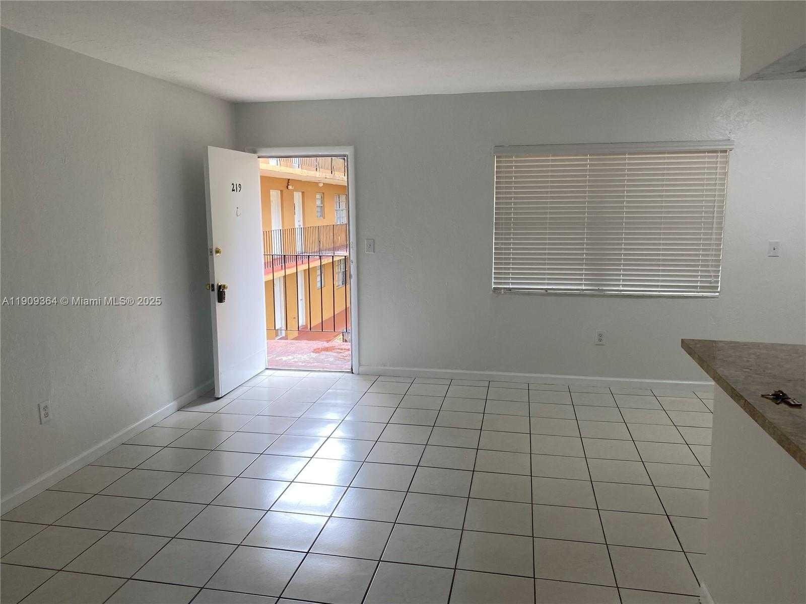 Small Image of 1280 WEST 54TH ST #219B, Hialeah Number 9
