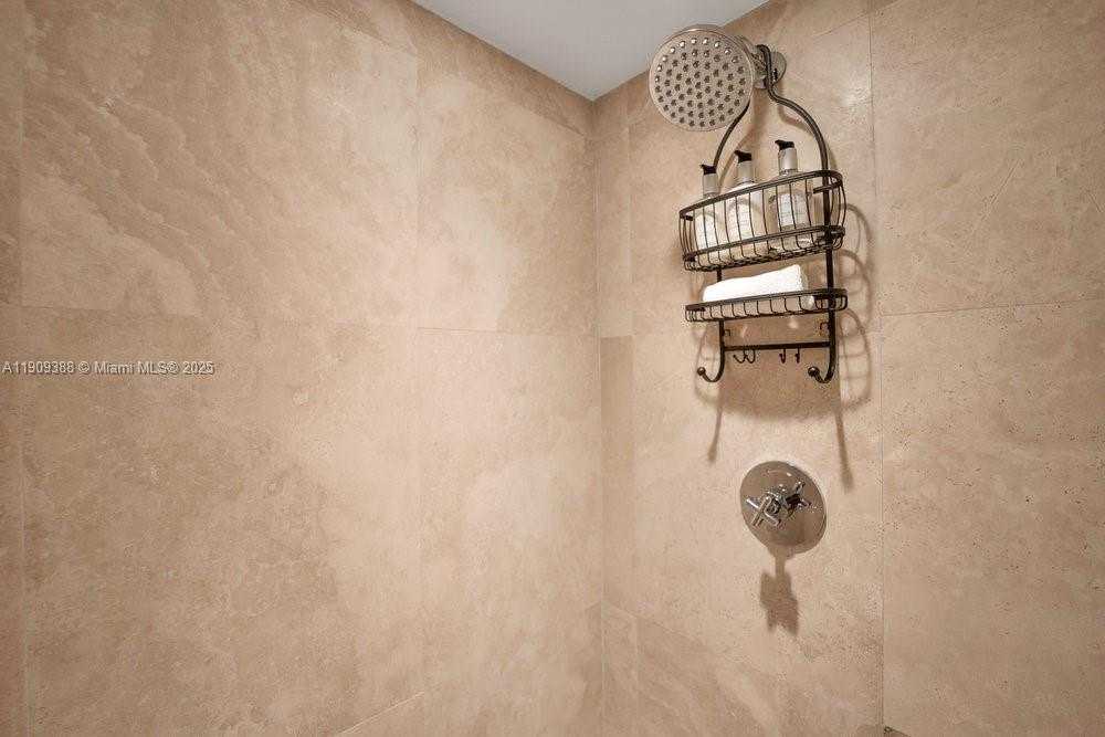 Small Image of 102 24TH ST #1204, Miami Beach Number 25