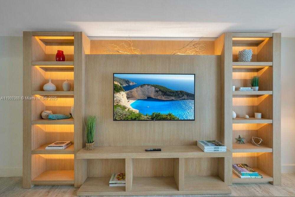 Small Image of 102 24TH ST #1204, Miami Beach Number 28