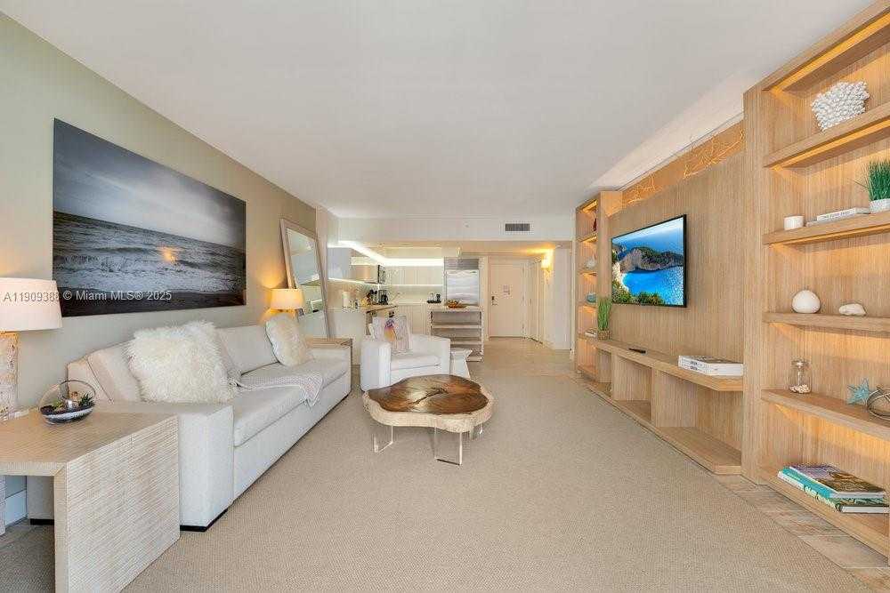 Small Image of 102 24TH ST #1204, Miami Beach Number 3