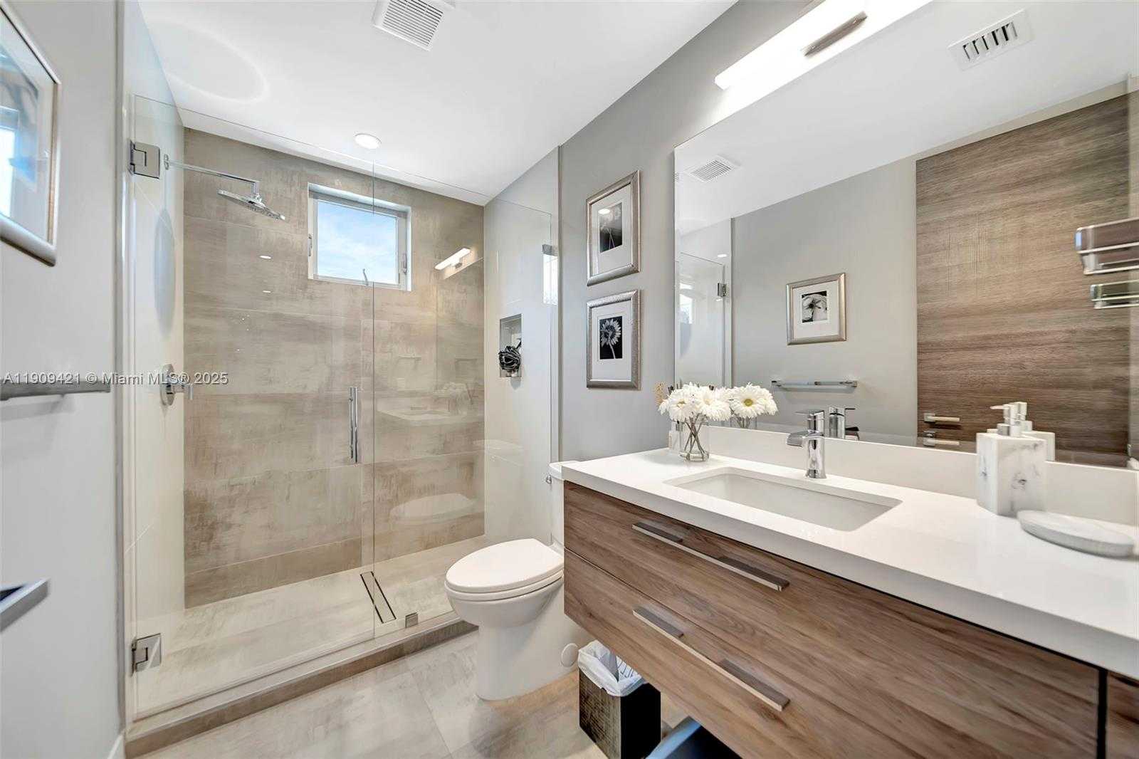 Small Image of 544 NORTH VICTORIA PARK RD, Fort Lauderdale Number 20