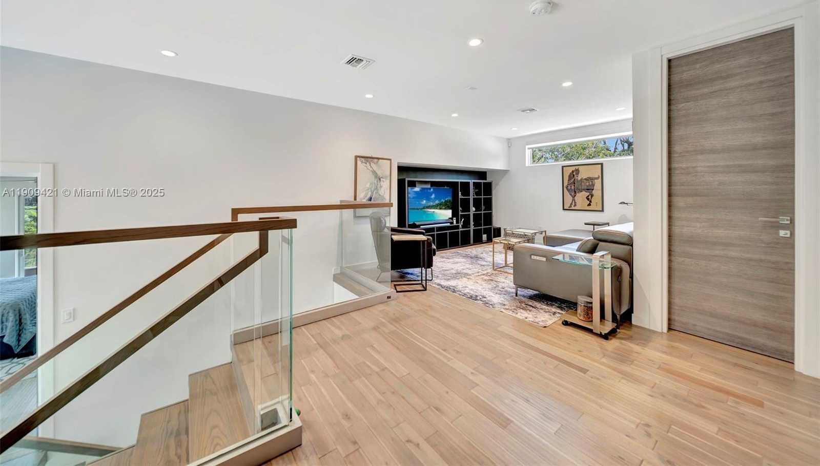 Small Image of 544 NORTH VICTORIA PARK RD, Fort Lauderdale Number 23