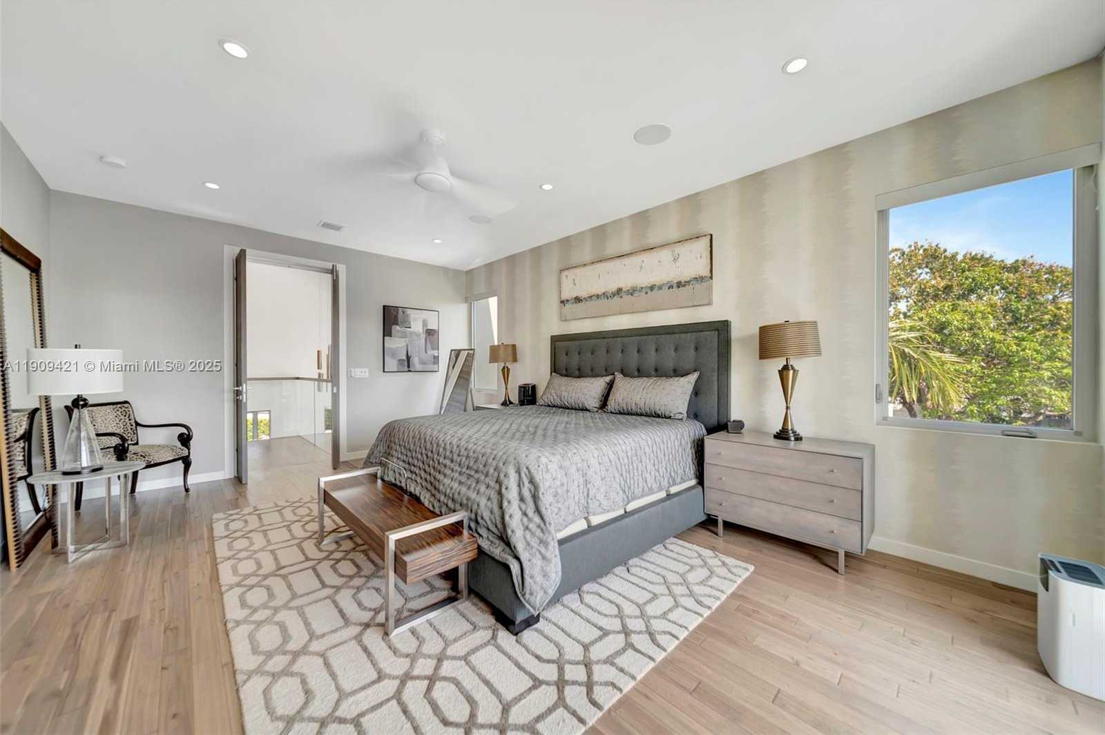 Small Image of 544 NORTH VICTORIA PARK RD, Fort Lauderdale Number 29