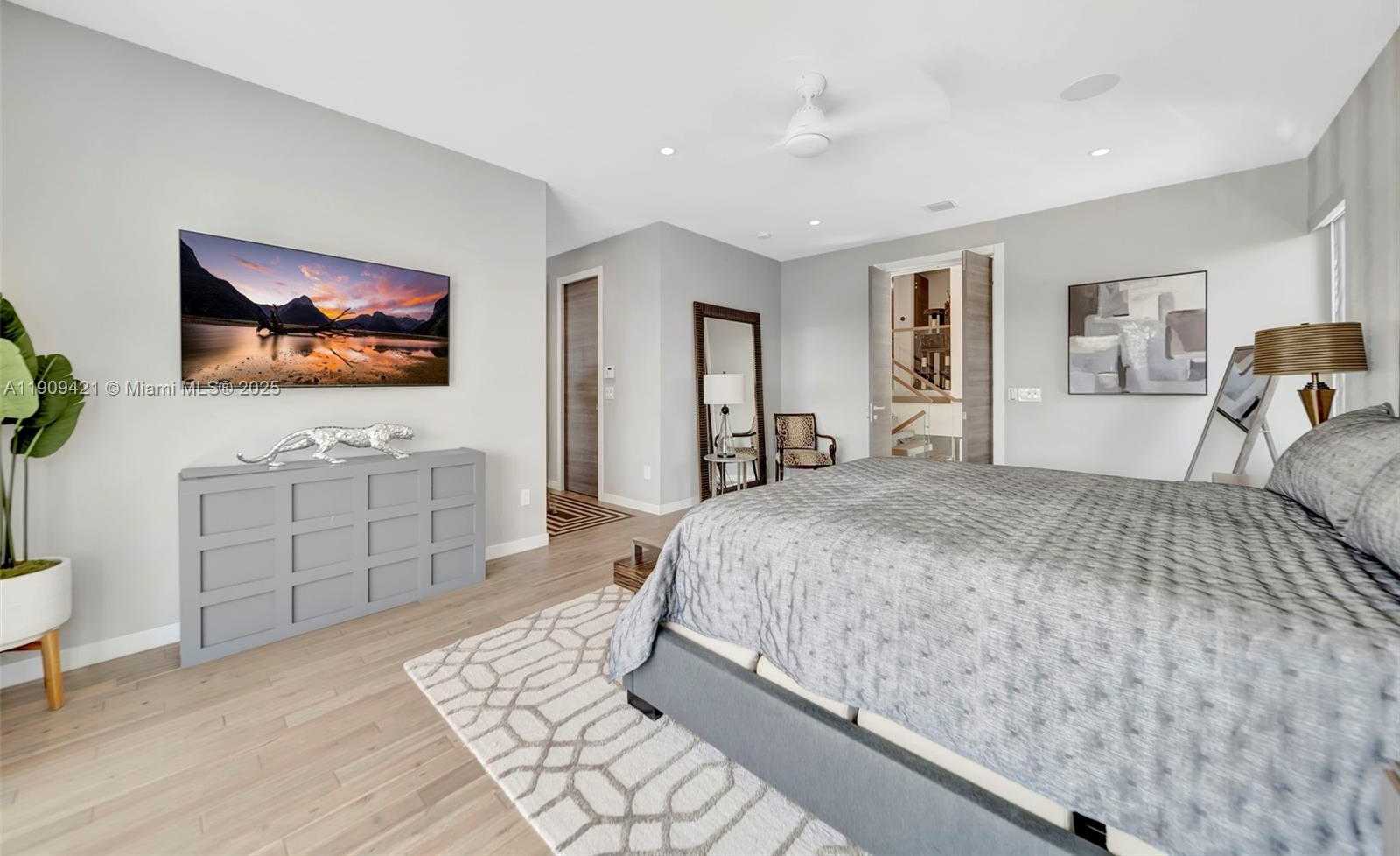 Small Image of 544 NORTH VICTORIA PARK RD, Fort Lauderdale Number 30