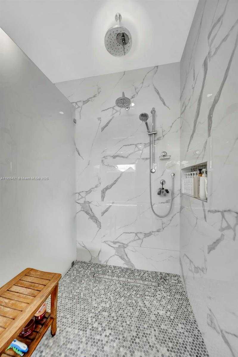 Small Image of 544 NORTH VICTORIA PARK RD, Fort Lauderdale Number 38