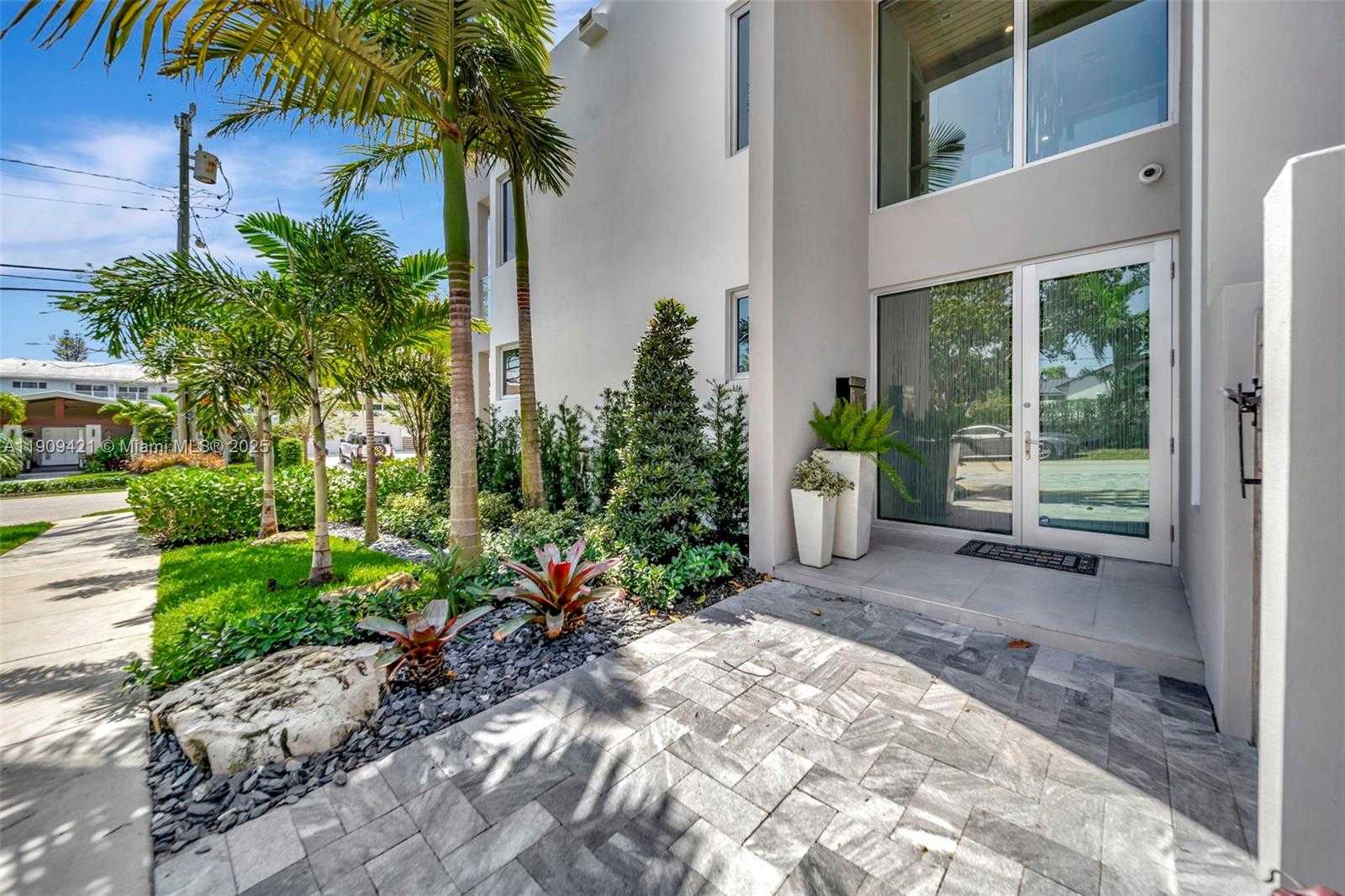 Small Image of 544 NORTH VICTORIA PARK RD, Fort Lauderdale Number 44