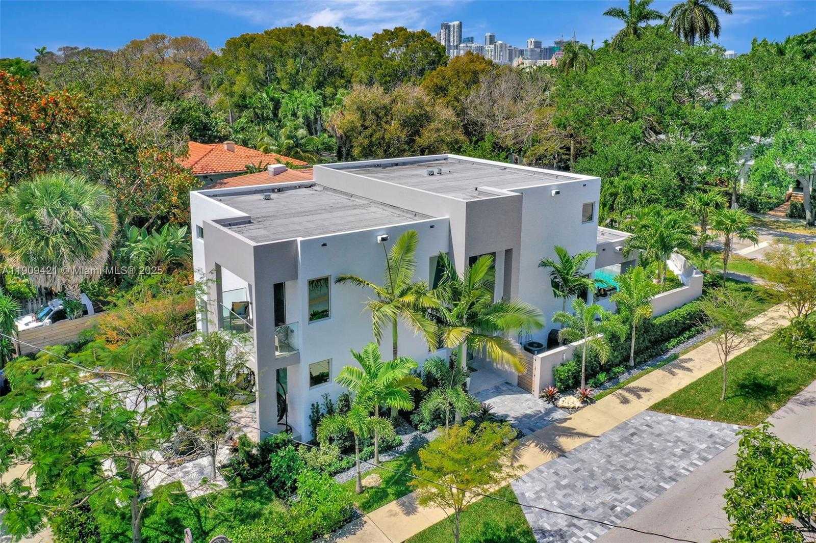 Small Image of 544 NORTH VICTORIA PARK RD, Fort Lauderdale Number 47