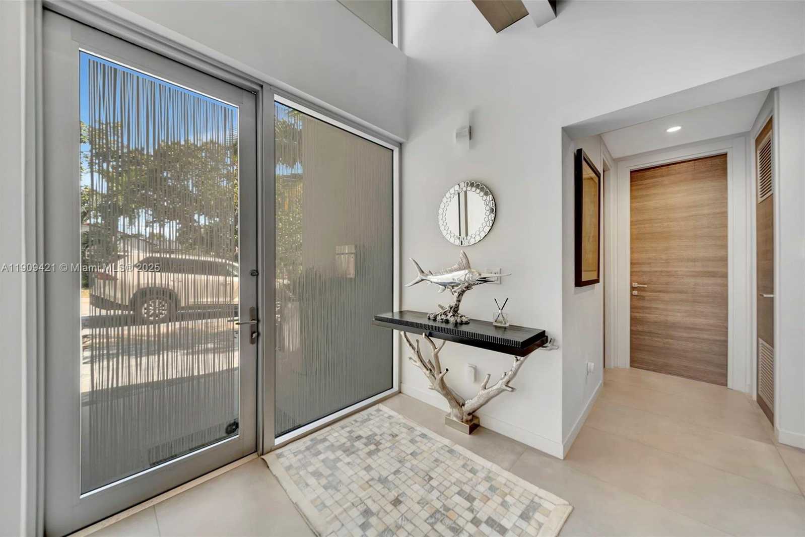 Small Image of 544 NORTH VICTORIA PARK RD, Fort Lauderdale Number 5