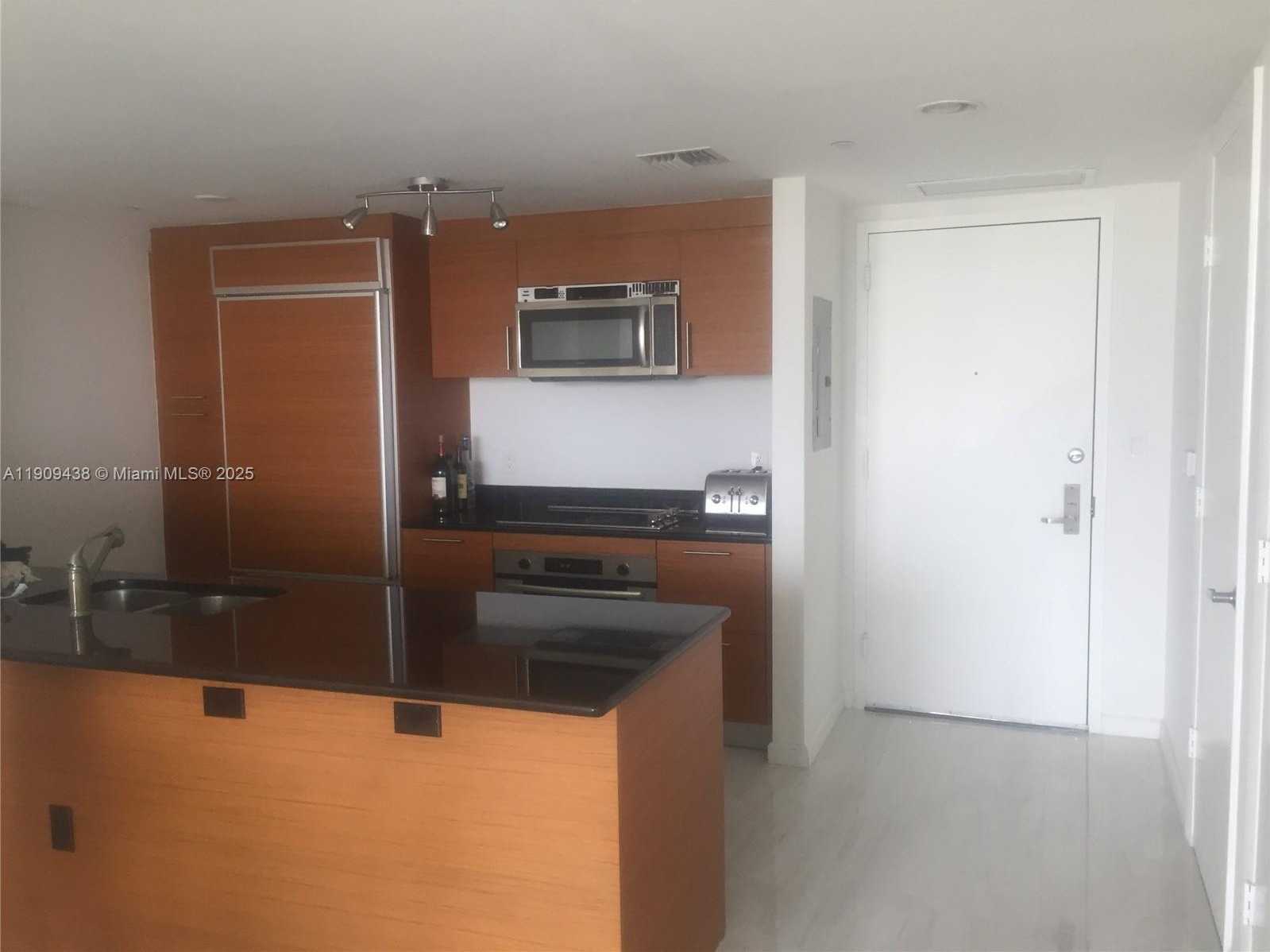 Small Image of 50 BISCAYNE BLVD #3101, Miami Number 3