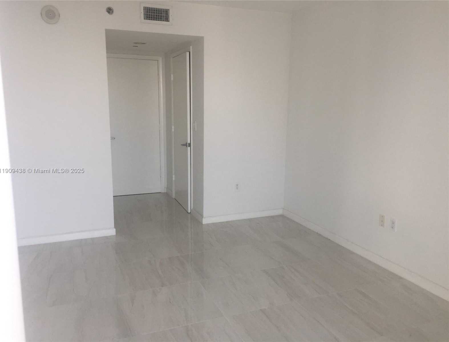 Small Image of 50 BISCAYNE BLVD #3101, Miami Number 6