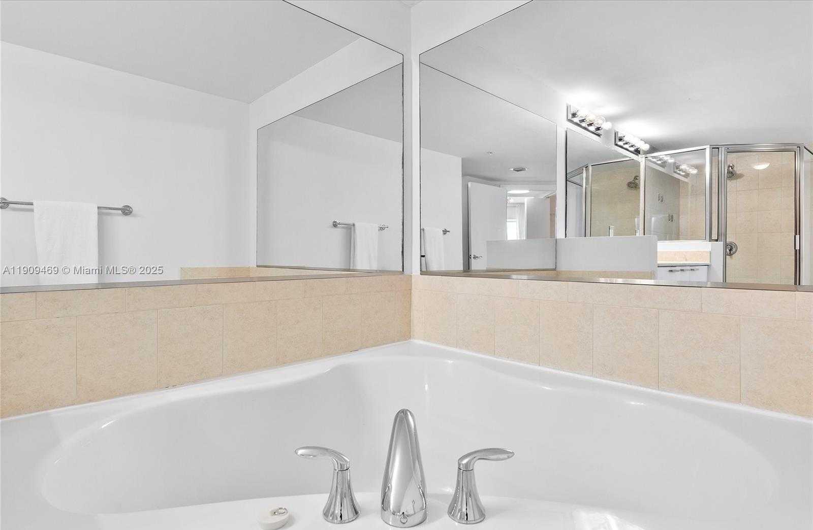 Small Image of 16699 COLLINS AVE #2301, Sunny Isles Beach Number 24