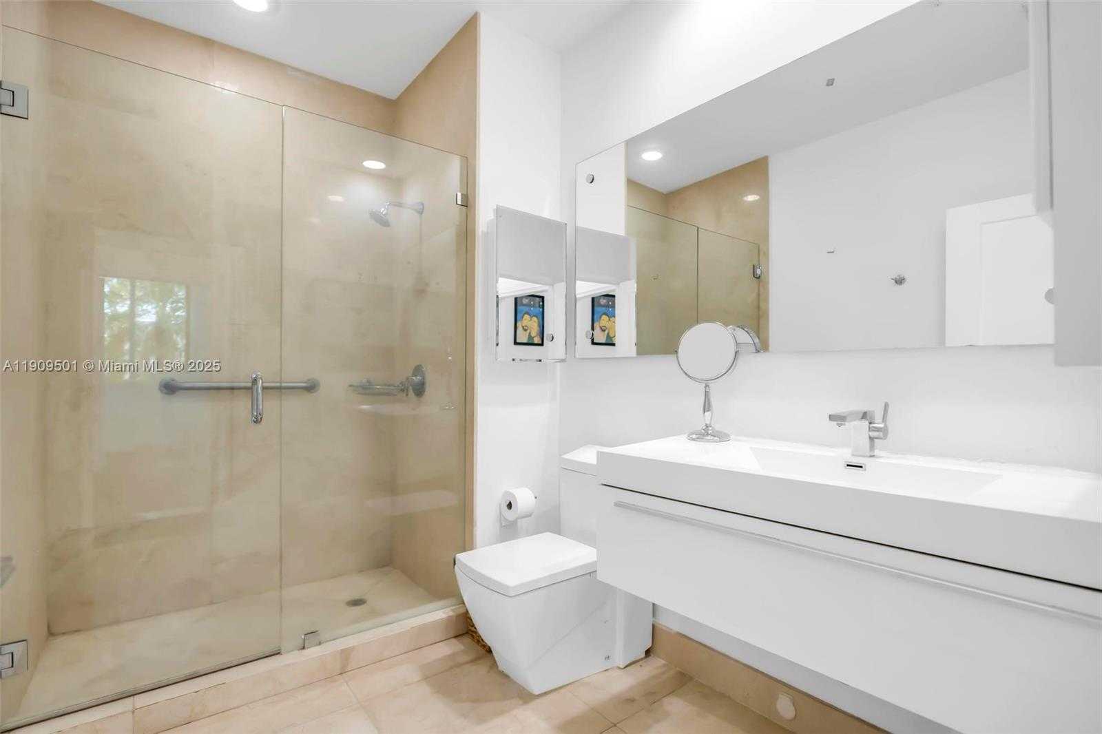 Small Image of 2775 NORTH EAST 187TH ST #116, Aventura Number 11