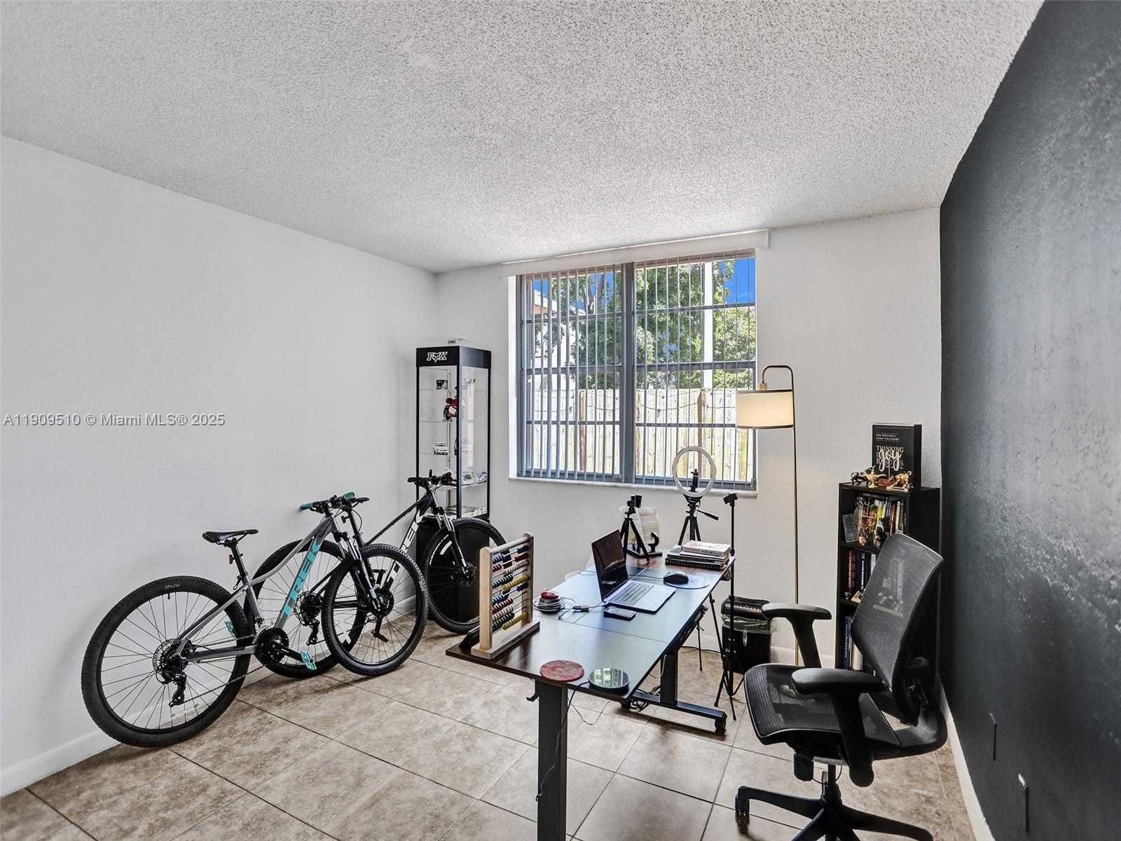 Small Image of 4154 NORTH WEST 79TH AVE #1D, Doral Number 17