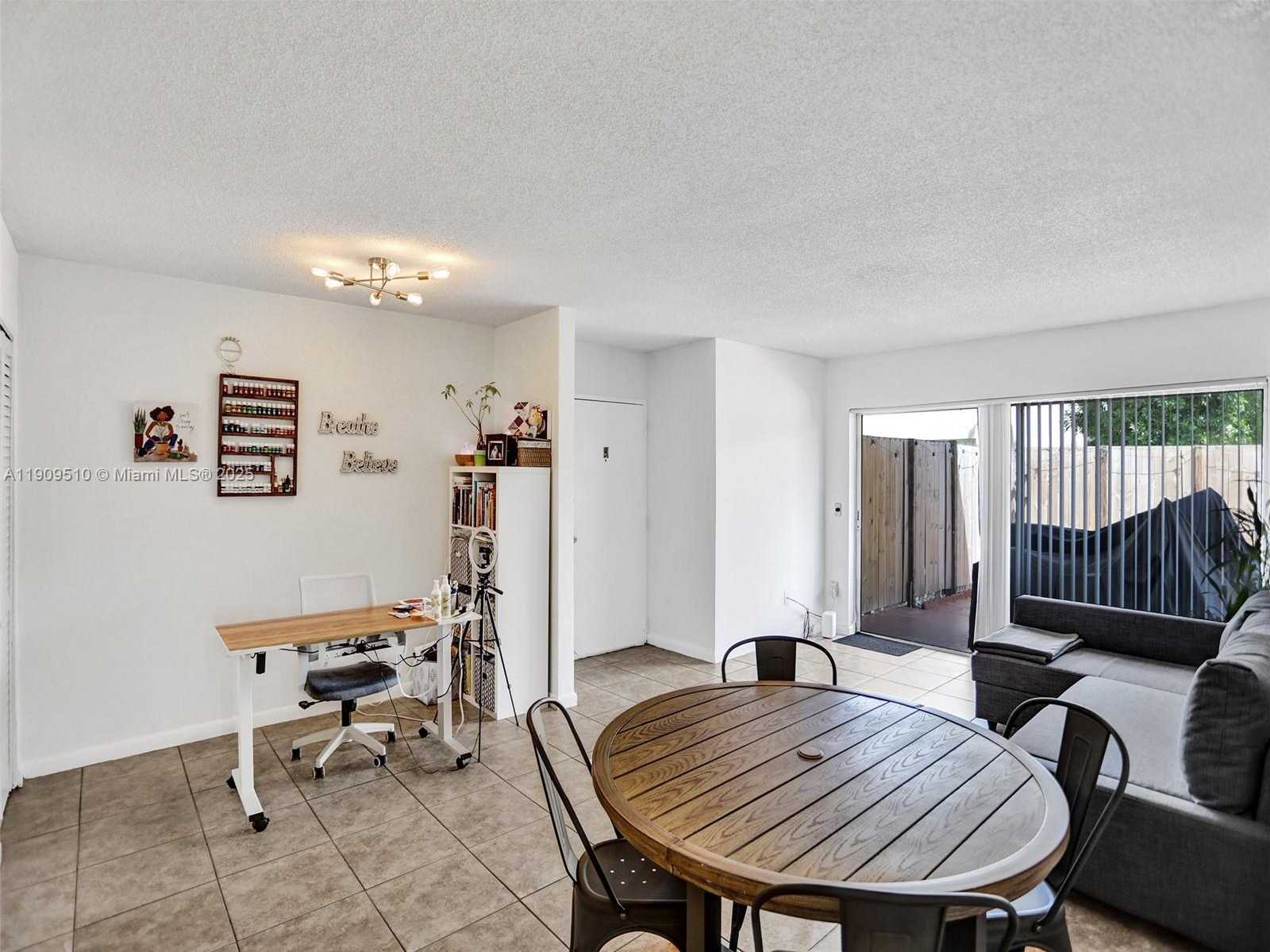 Small Image of 4154 NORTH WEST 79TH AVE #1D, Doral Number 8