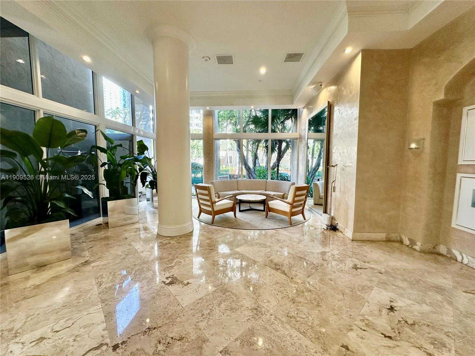 Small Image of 770 CLAUGHTON ISLAND DR #PH-9, Miami Number 6