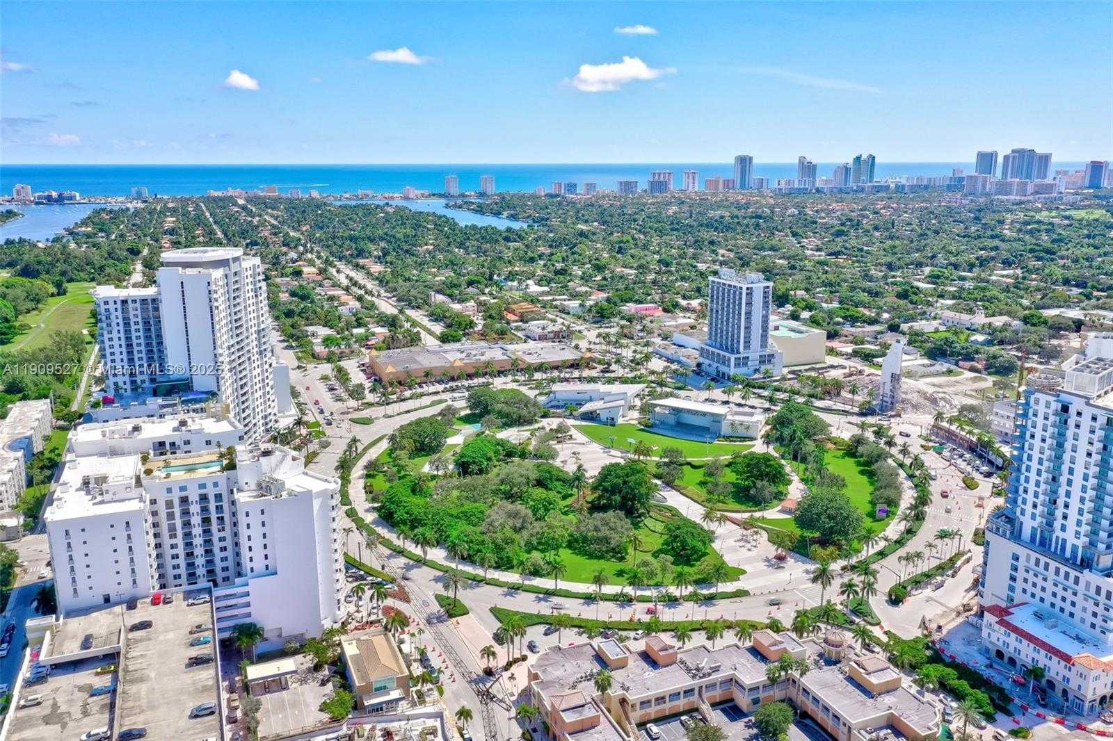 Small Image of 1830 RADIUS DR #823, Hollywood Number 55