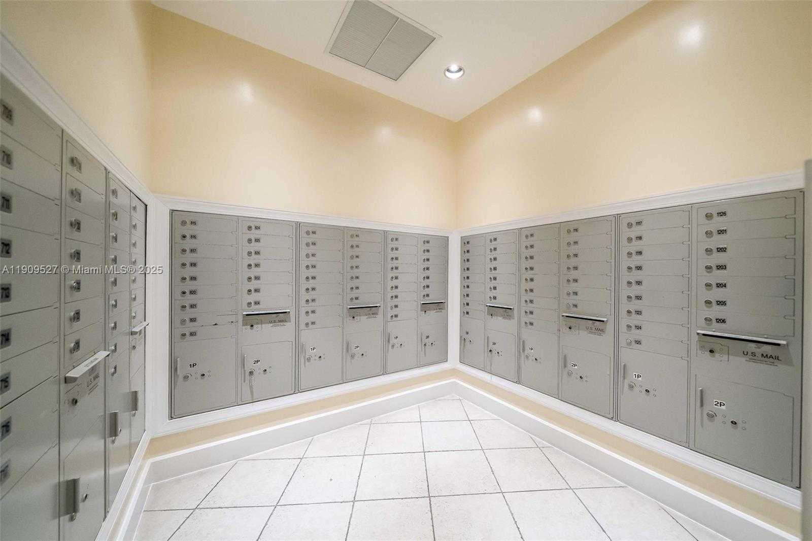 Small Image of 1830 RADIUS DR #823, Hollywood Number 56