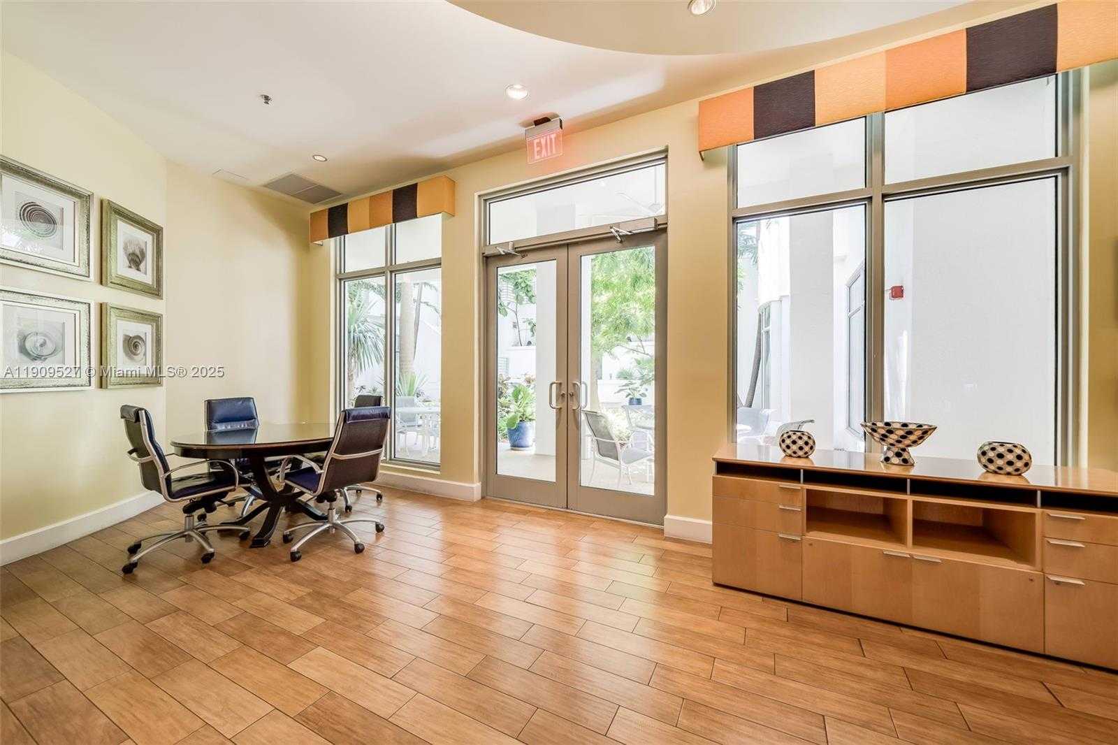 Small Image of 1830 RADIUS DR #823, Hollywood Number 61