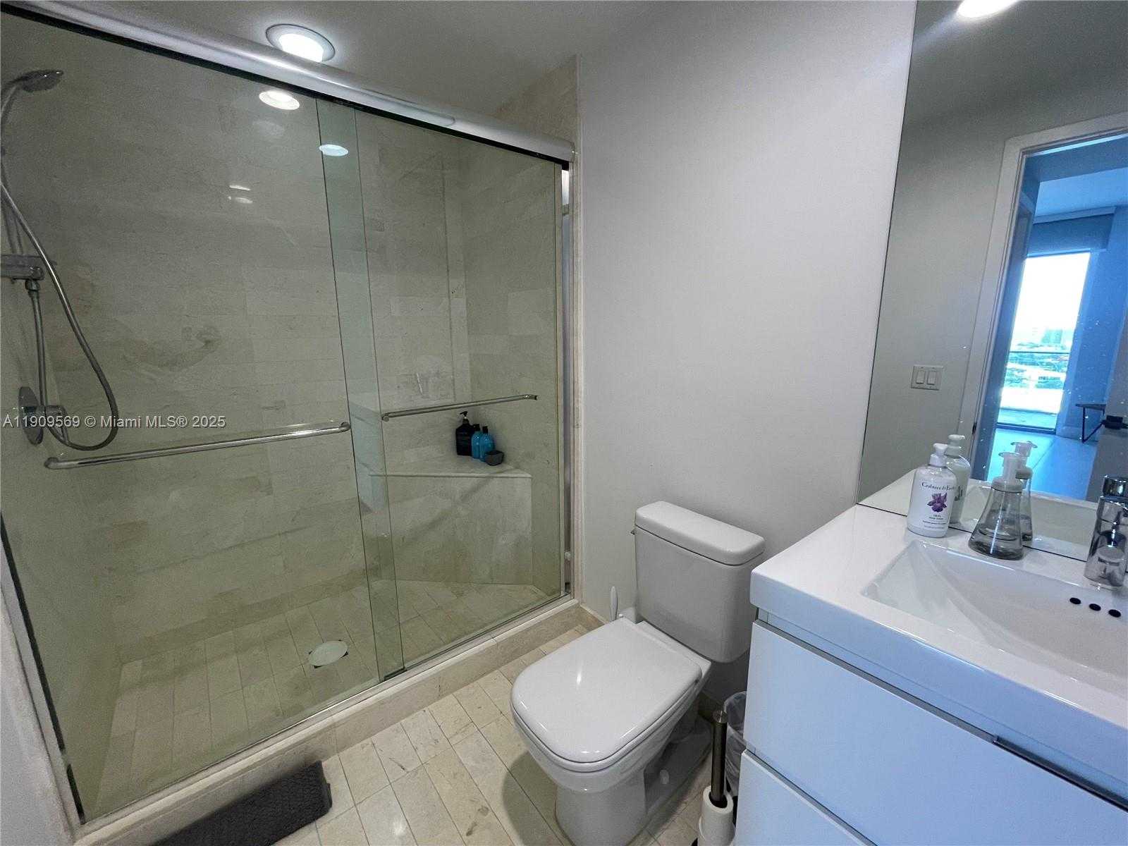 Small Image of 17301 BISCAYNE BLVD #1506, North Miami Beach Number 27